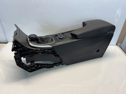 Mittelkonsole opel insignia - opel,